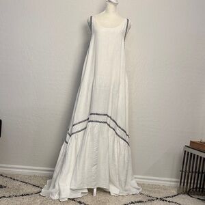 Chic White Maxi Dress with Blue Accents